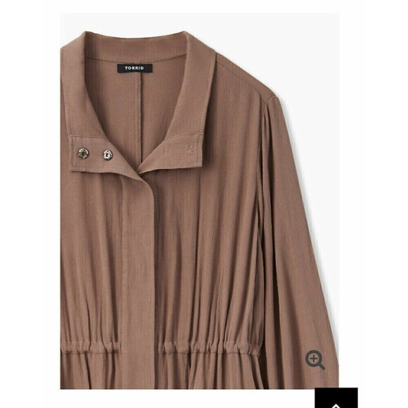 Torrid Anorak Jacket Size 12 Dark Tan Taupe Crinkled Gauze Drawstring Back New - Picture 3 of 6